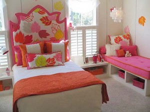 girl's bedroom decor